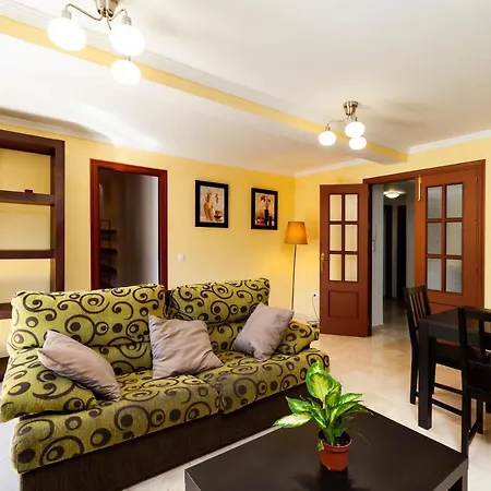Apartment Remedios Con Patio Andaluz *