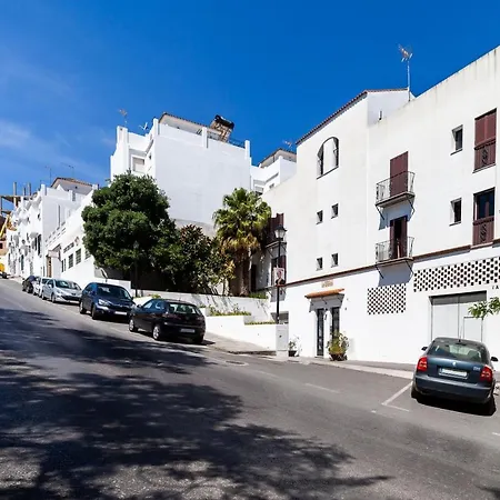 Remedios Con Patio Andaluz Apartment